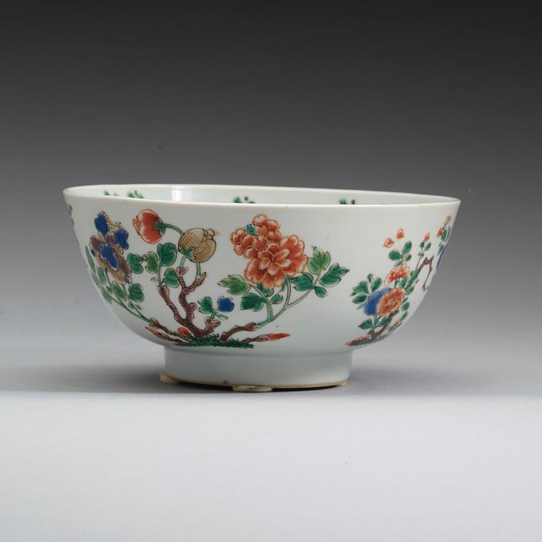 SKÅL, porslin, Qingdynastin Kangxi (1662-1722).