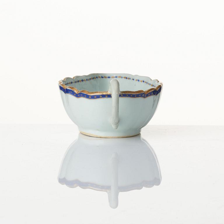 A 'Chinese Export' service, Qing dynasty, Jiaqing (1796-1820). (10 pieces).
