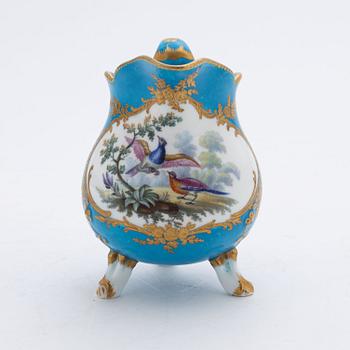 A Sèvres porcelain milk jug, porbably 1780's.