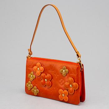 LOUIS VUITTON, A 'Vernis Lexington Fleurs Pochette'.