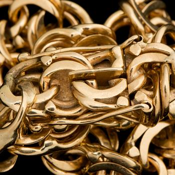 ARMBAND, 18K guld. M K's Guldsmedsateljé, Stockholm 1958. Vikt ca 13 gram.