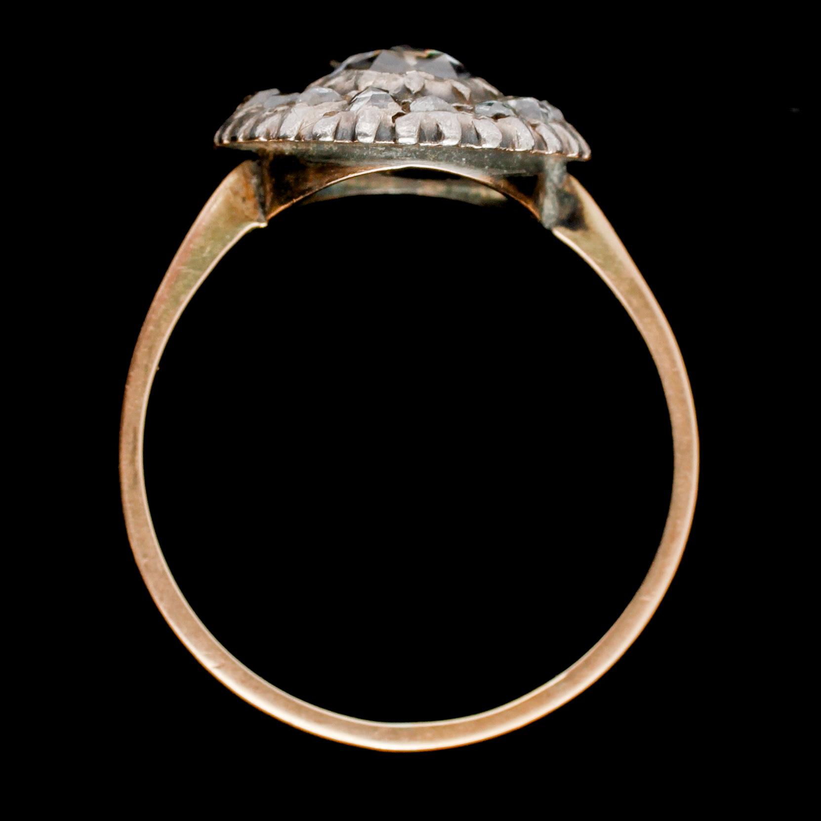 RING, 14k guld samt silver med med 15 fasettslipade diamanter, 1800-tal.