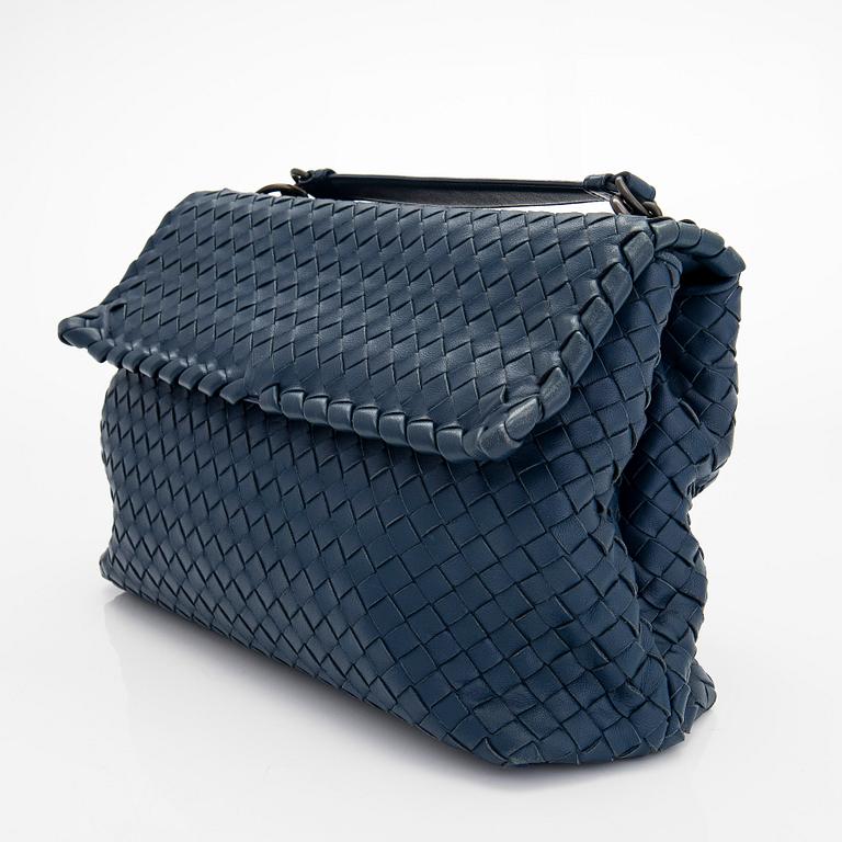 Bottega Veneta, an "Olimpia" handbag.