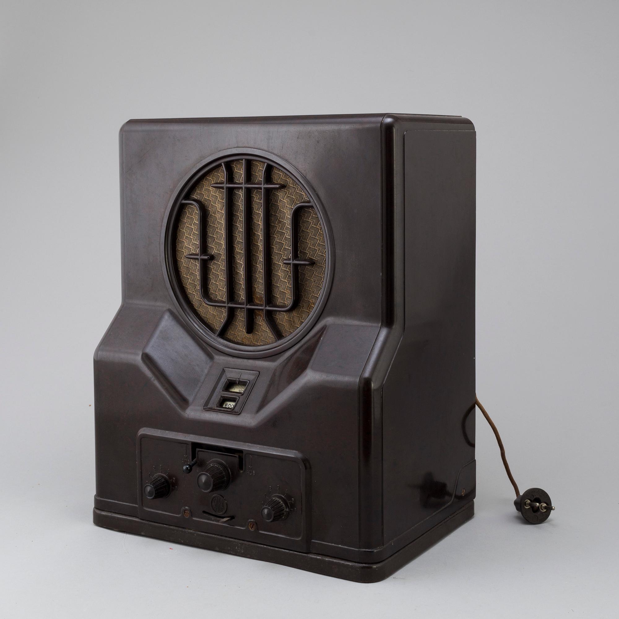 RADIOGRAMMOFON, Saba, bakelit, 1930-tal.