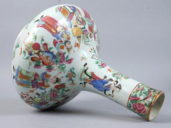 URNA samt BOJAN, porslin, Kina, 1800/1900-tal.