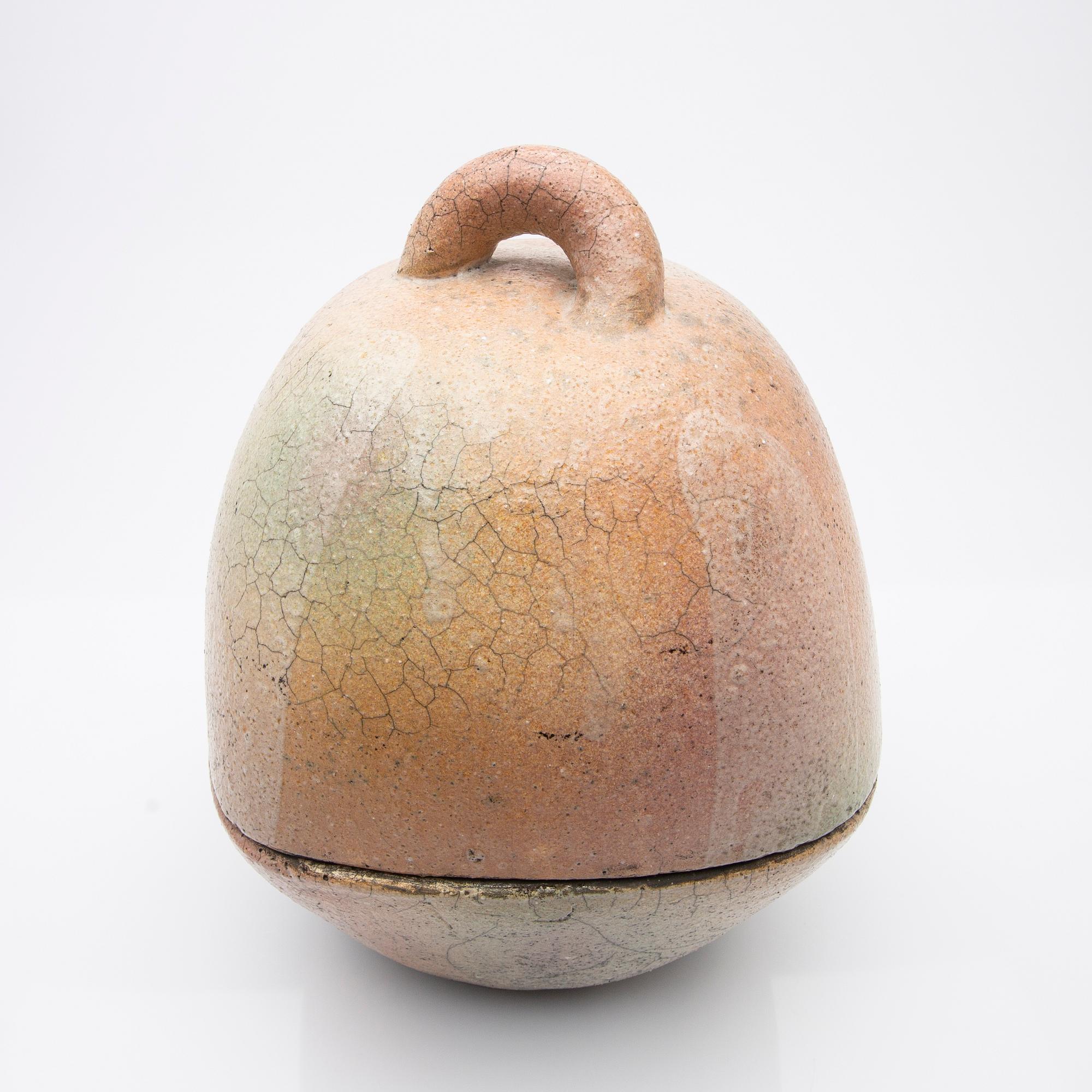 Ulf Johansson, Tea caddy, raku, Sweden, circa 2000.