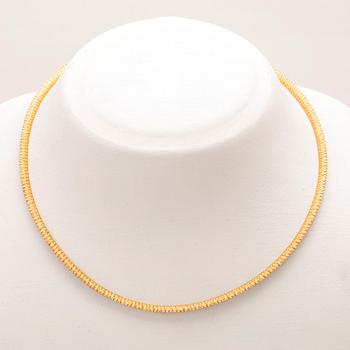 Halsband 10K vitt och rött guld Italien.