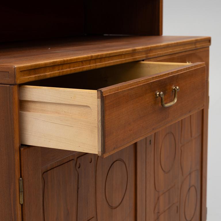 Yngve Ekström, Cabinet “Krus”, Westbergs möbler, Tranås.