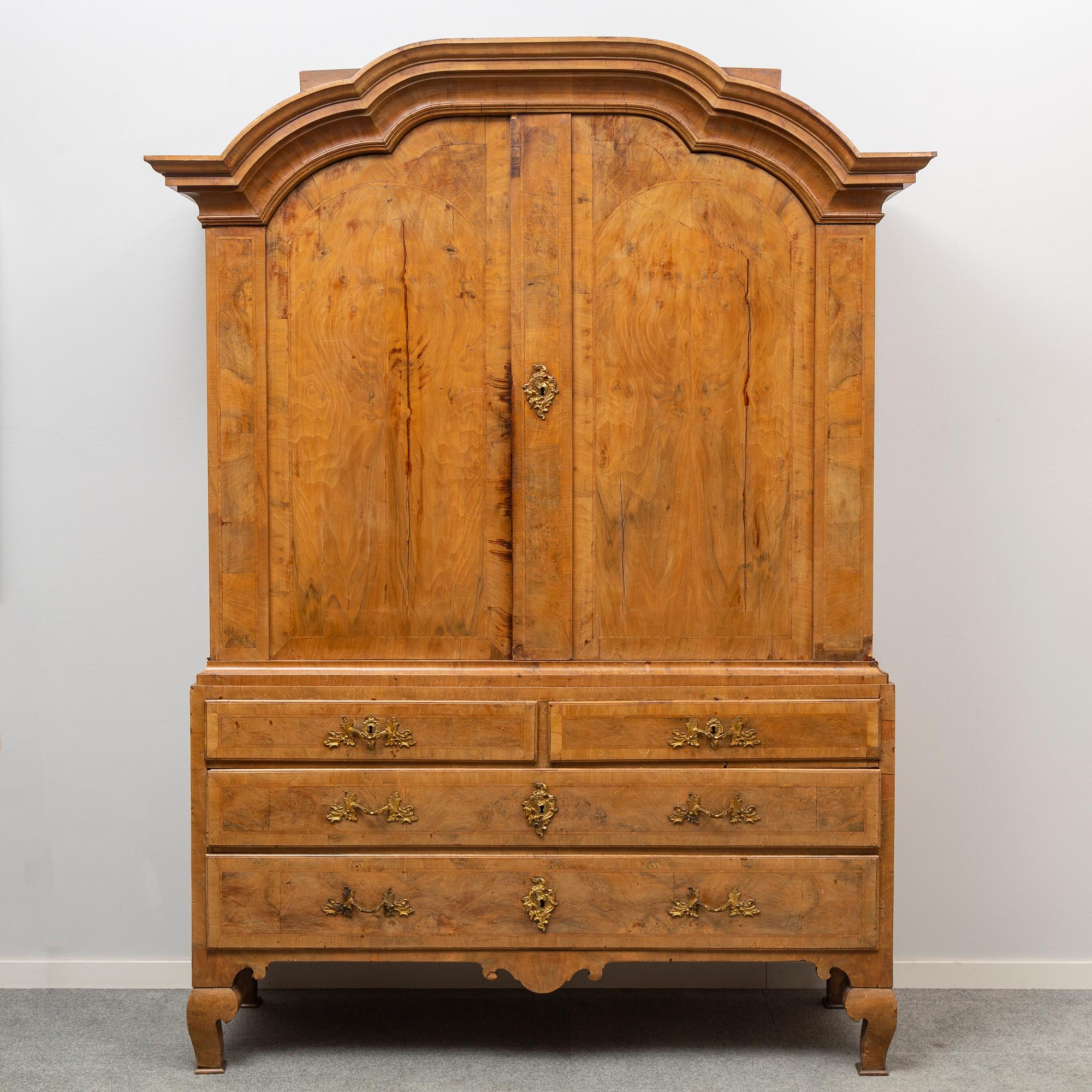 SKÅP, svensk rokoko, 1700-talets andra hälft.