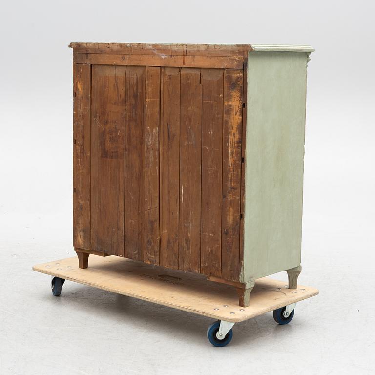 A chest of drawers, late 19th century.