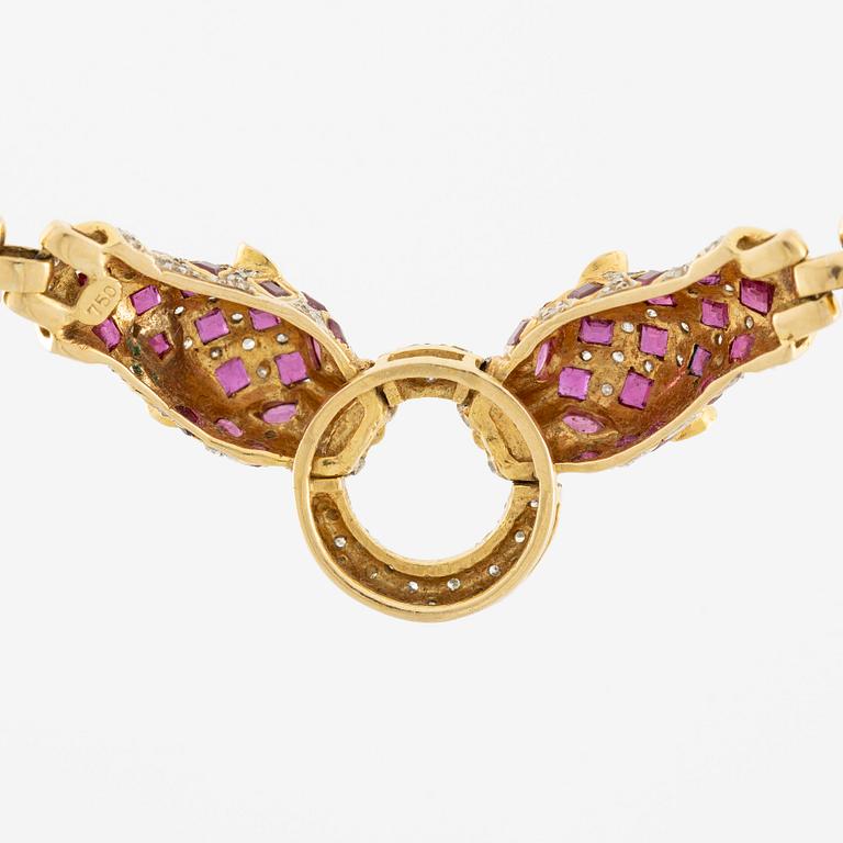 Necklace, 18K gold in the form of a panther with diamonds and rubies.