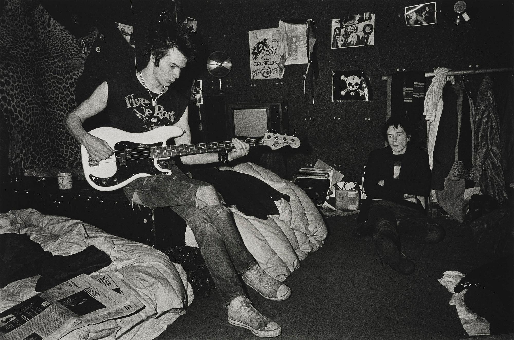 Ulla Lemberg, "Sex Pistols Johnny Rotten & Sid Vicious, Denmark Street, London 1977".