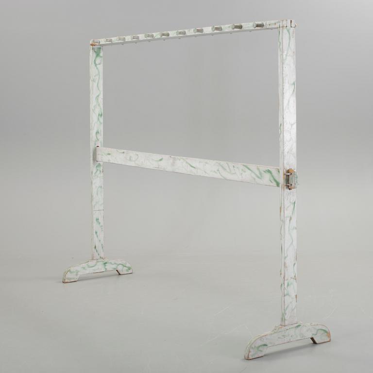 KLÄDHÄNGARE, allmoge, 1800/1900-tal.