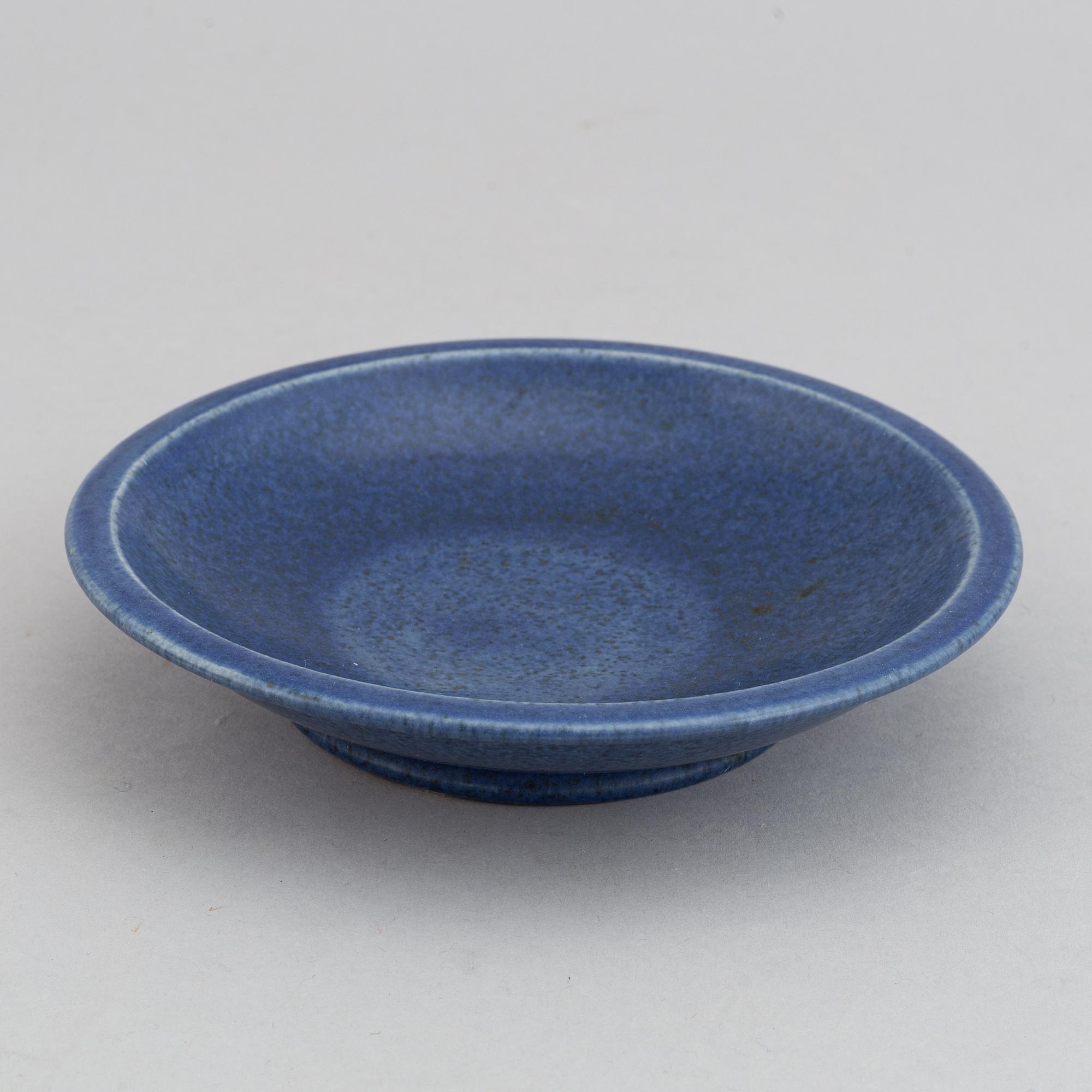 Erich & Ingrid Triller, a set of two stoneware vases and a dish, Tobo, Sweden.