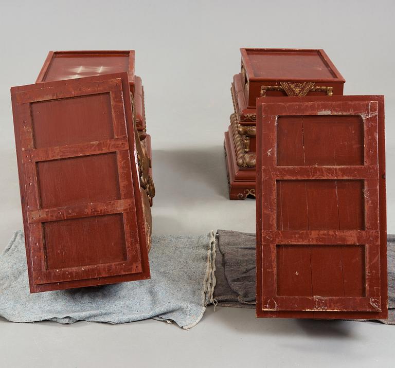 A pair of Chinese massive lacquered Buddhist lions, first half of the 20th Century.