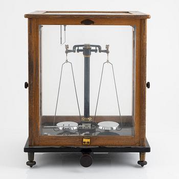 Våg, Sartorius-Werke Göttingen, 1900-talets början.