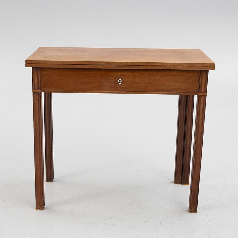 A Gustavian games table, circa 1800.
