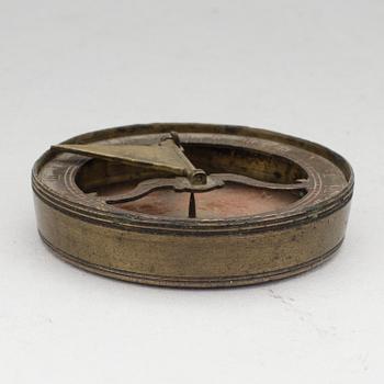 A BRONZE SUNDIAL, 18th century.