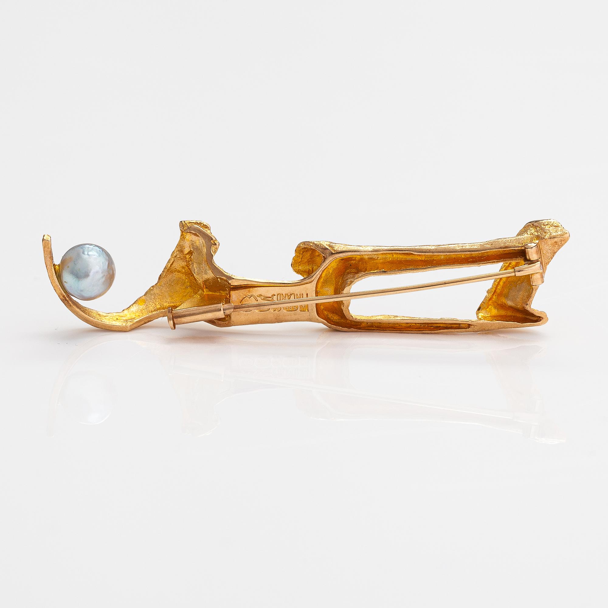 Björn Weckström, Brosch "Pulkka", 14K guld, odlad pärla. Lapponia 1970.