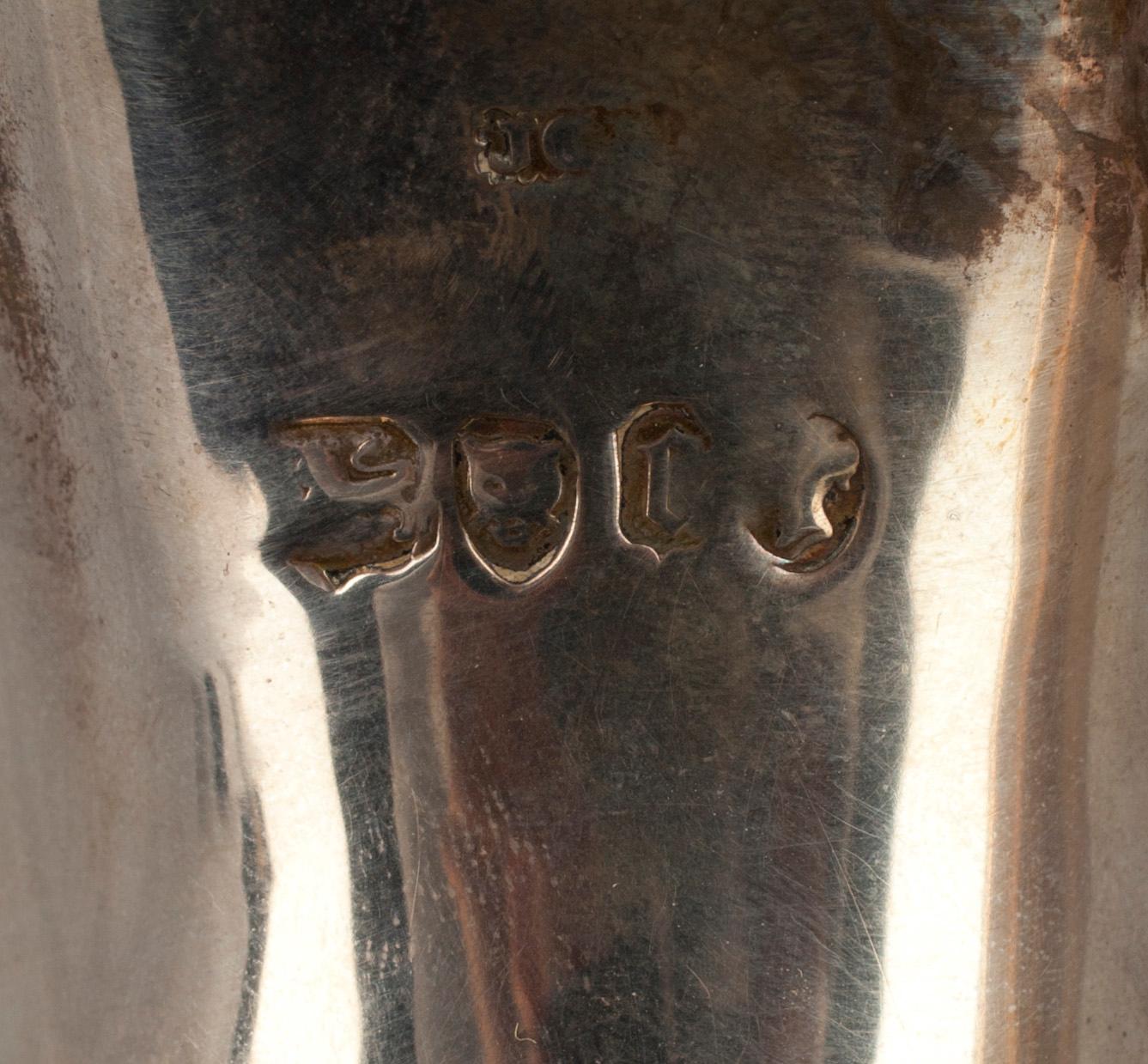 KANNA, silver, England, 1858. 774 g.