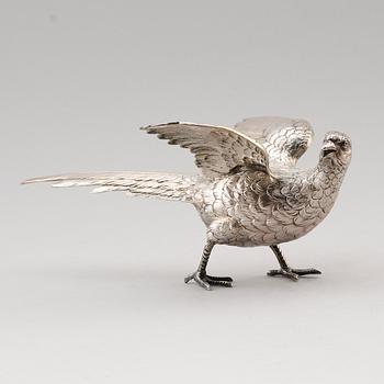 FIGUR, silver (835), 1900-talets mitt. Vikt ca 286 gram.