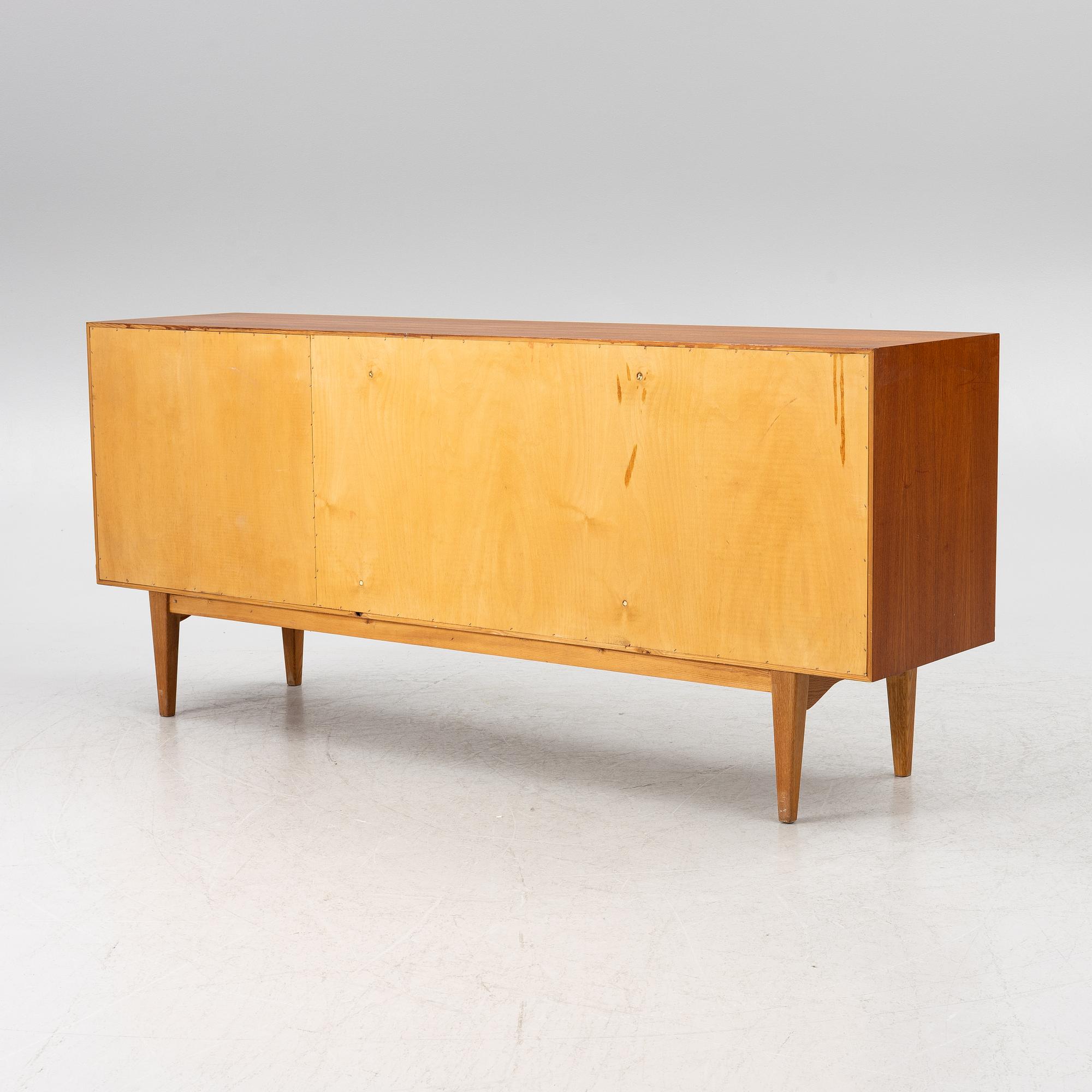Sideboard, 1960-tal, möbelfabriken Örnen Rydaholm 1960-tal.
