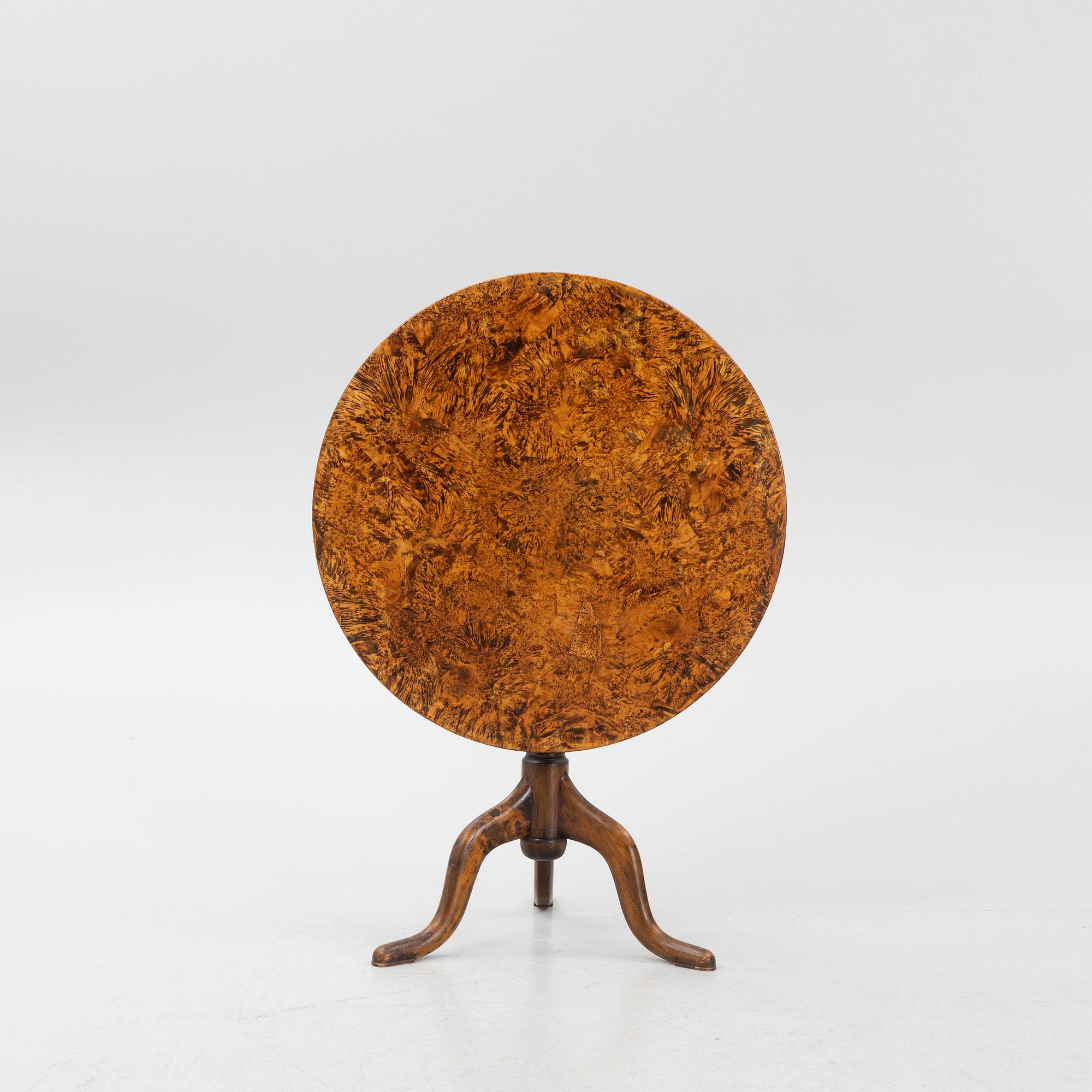 Fällbord, av Jacob Sjölin  (mästare i Köping och Kungsör 1767-85).