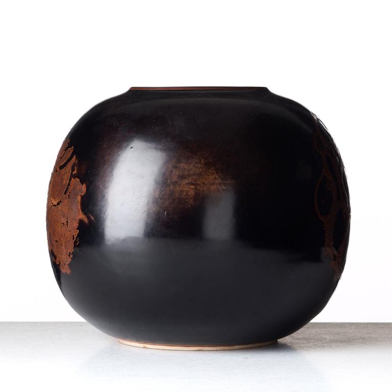 Stig Lindberg, STIG LINDBERG, a stoneware vase, Gustavsberg studio, Sweden 1970.