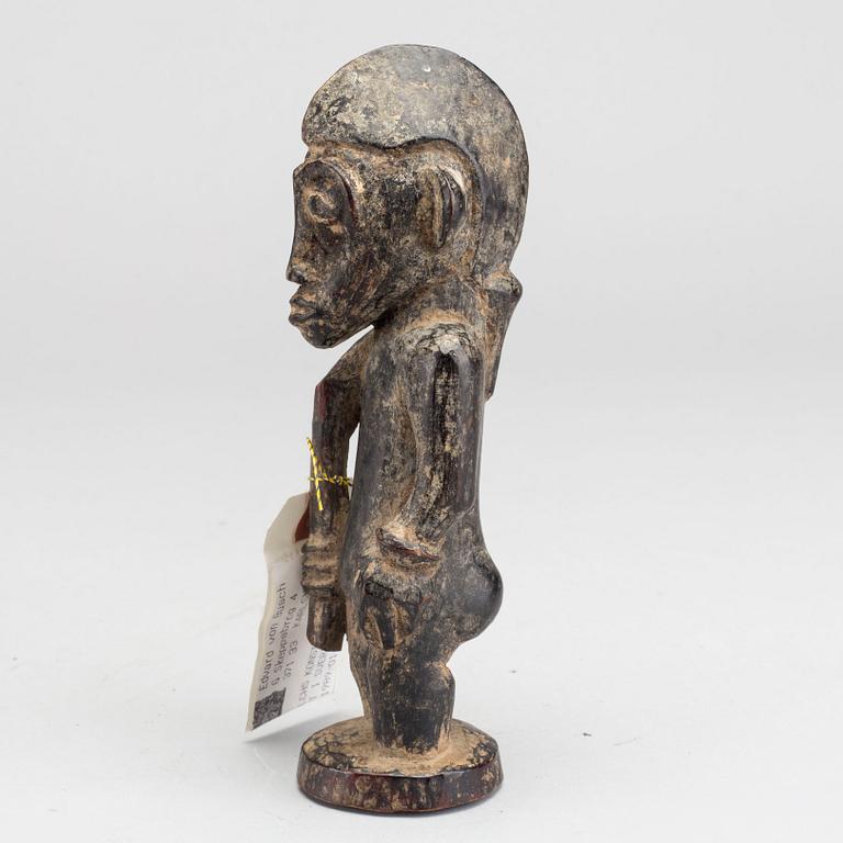 A SENUFO WOODEN FIGURE.