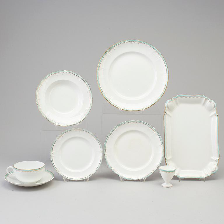 MATSERVIS, "Opak", Gustavsberg, 105 delar, flintgods, tillverkad 1895-1930.