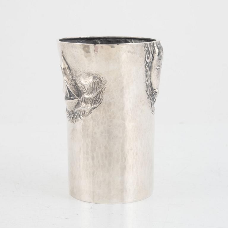 Olle Ohlsson, a Swedish silver vase, mark of Silvergillet, Malmö 1979.