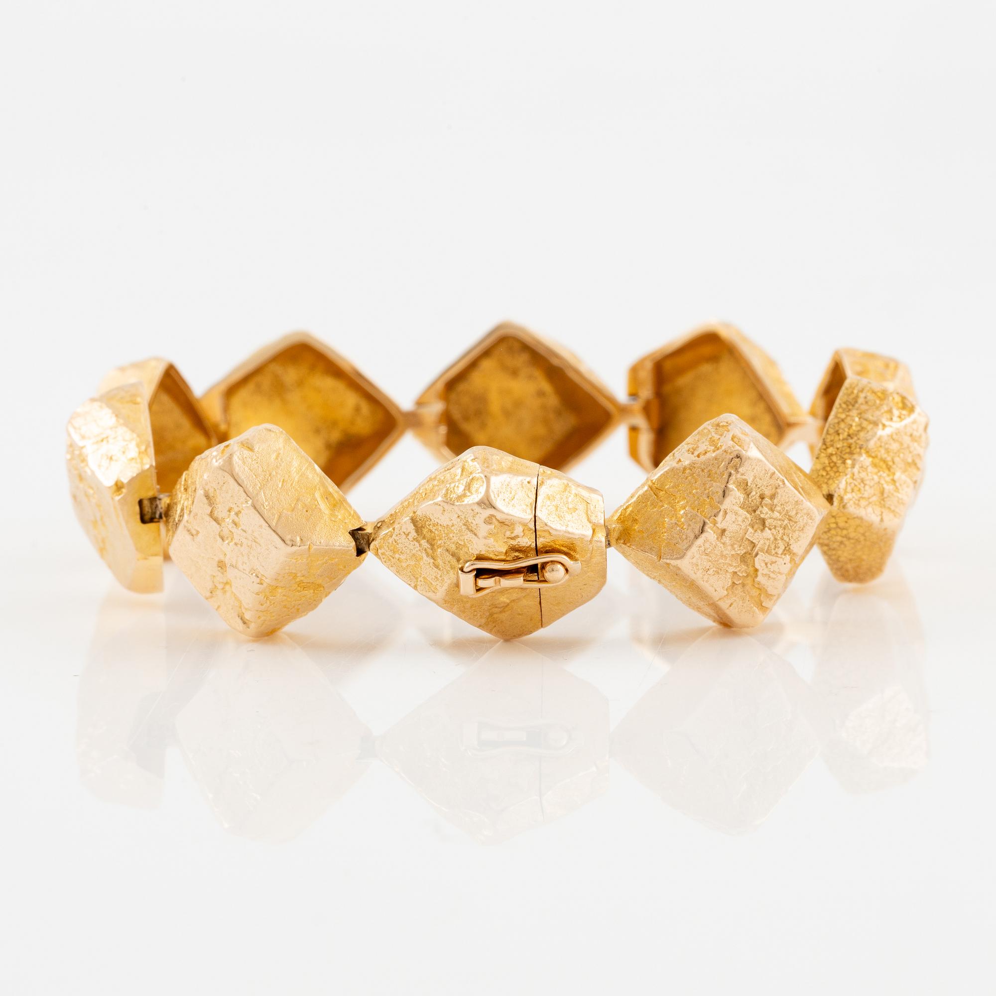 Björn Weckström, a bracelet 14K gold "Lapplands stenar" for Lapponia, Finland 1971.