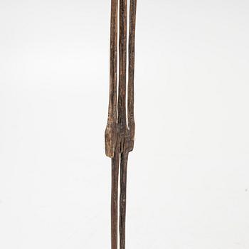 Twelve sculptures, reportedly from Makonde, Tanzania, Luba, Congo, and moore, from the second half of the 20:th century.