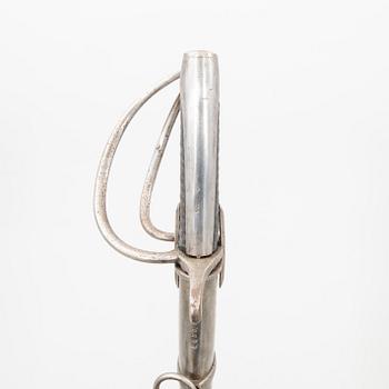 Sabel, svensk, m/1825 för Livregementet och Smålands husarer, med balja.