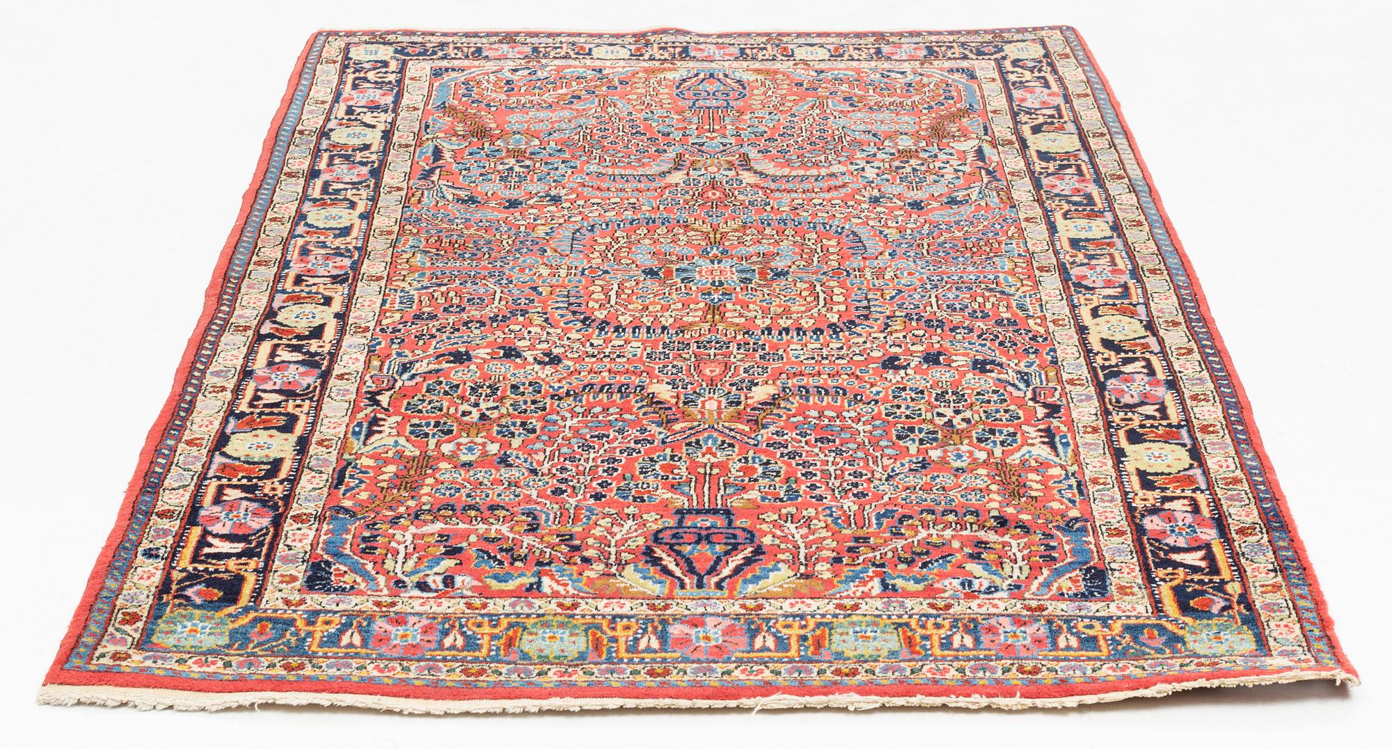 Matta, Sarouk, ca 210 x 130 cm.
