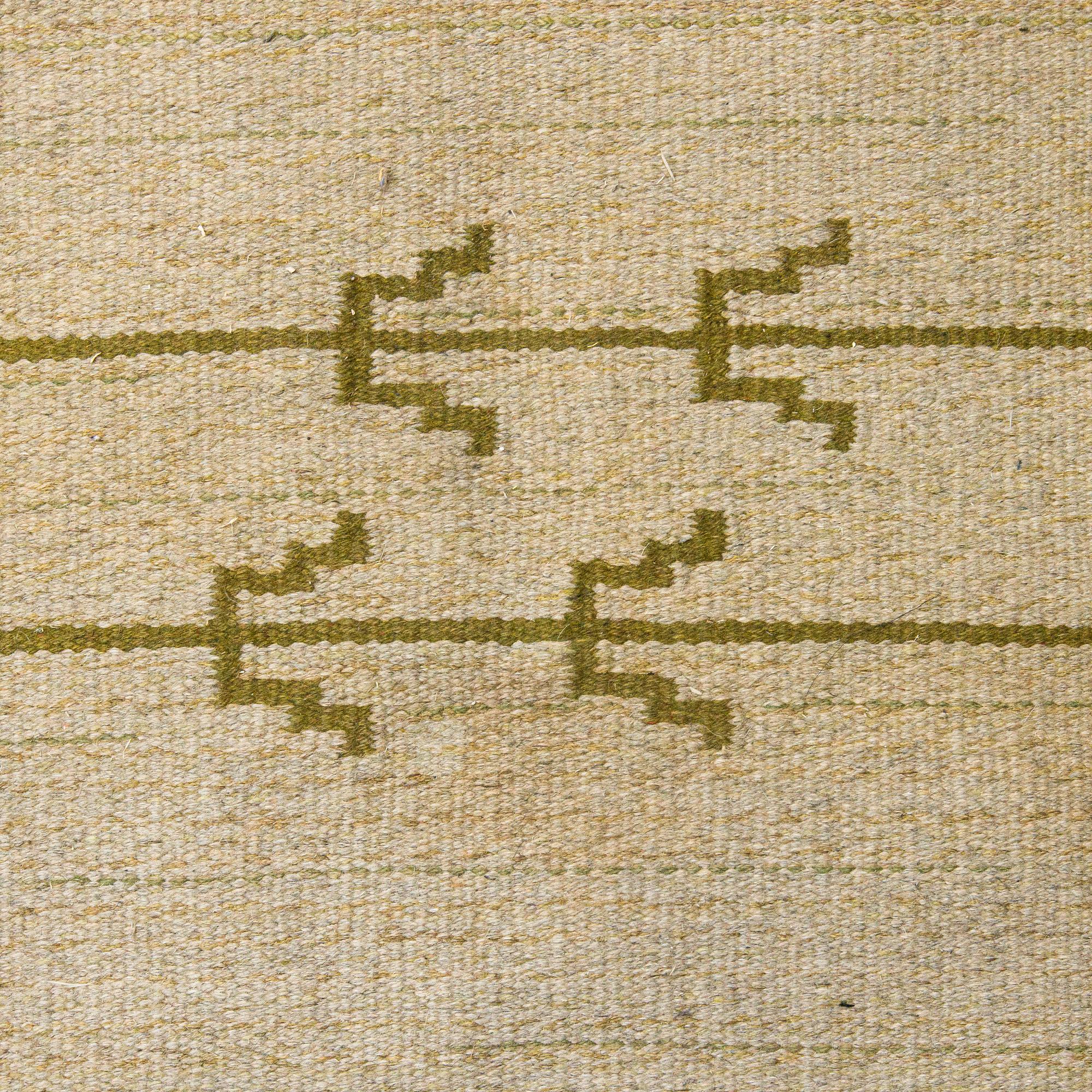 Greta Skogster-Lehtinen, a finnish flat weave carpet for Aaltosen Mattokutomo Kiikka Finland. C. 295 x 195 cm.