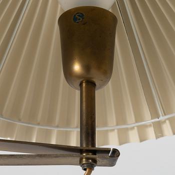 Harald Notini, golvlampa, modell "15597", Arvid Böhlmarks Lampfabrik, Stockholm, 1950-tal.