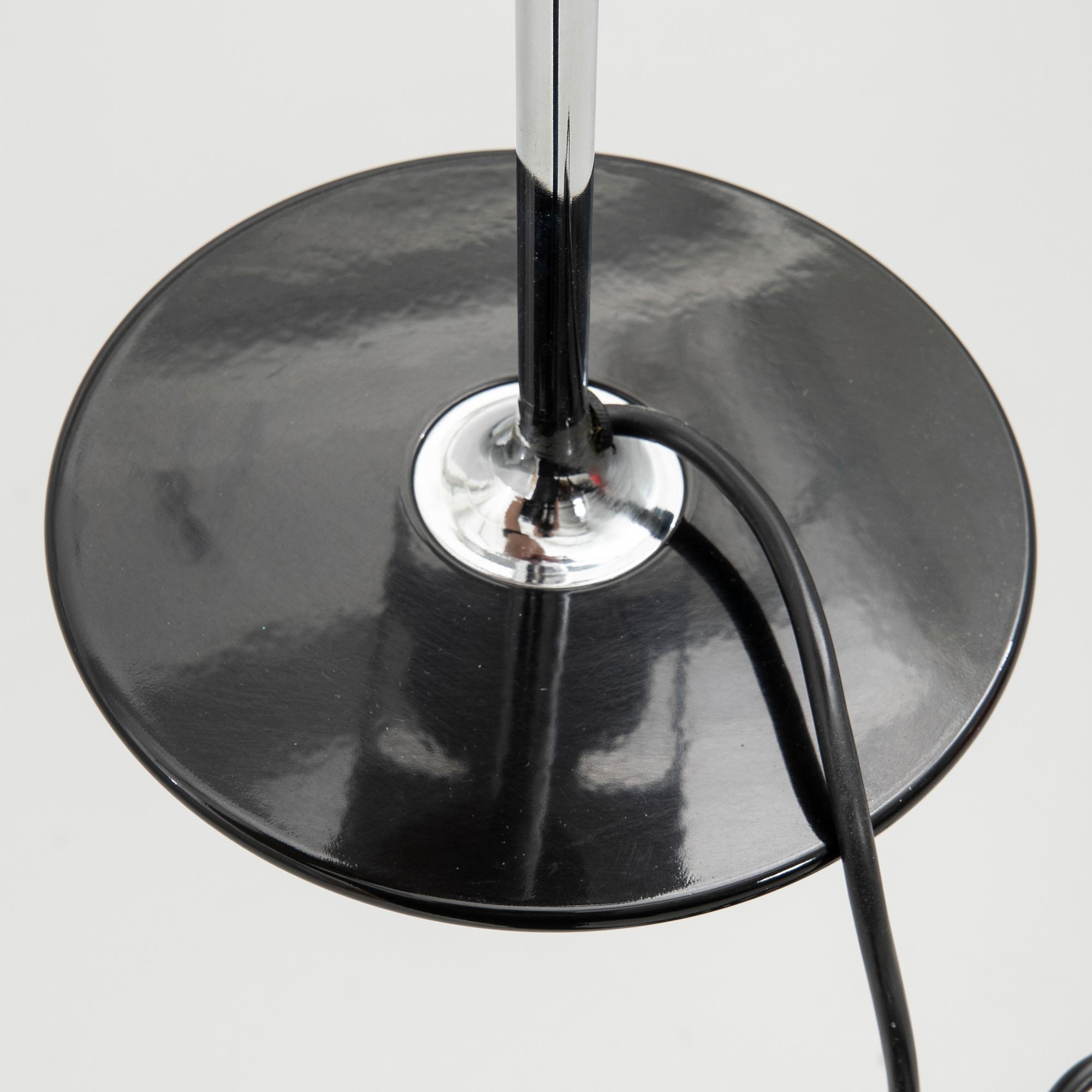Joe Colombo, Table lamp, “Spider”, Oluce, Italy.
