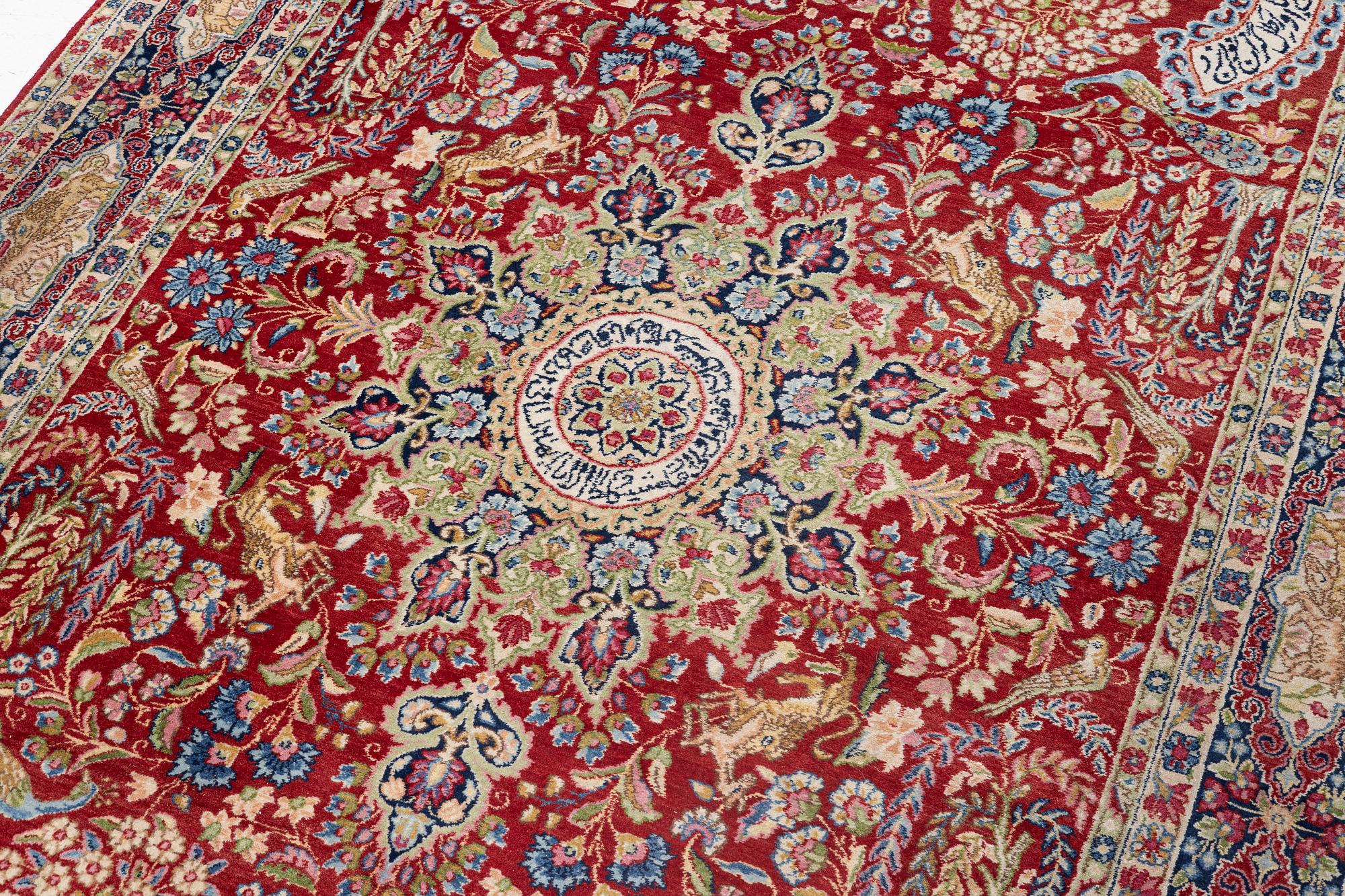 A semi-antique Kirman carpet, c. 275 x 180 cm.