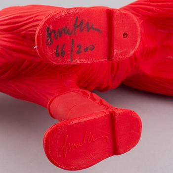 William Sweetlove, skulptur, plast, signerad 66/200.