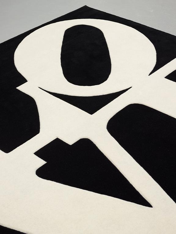 Robert Indiana, A CARPET, "White on Black", Chosen Love, hand tufted in 1995, ca 243,5 x 244,5 cm, Robert Indiana.