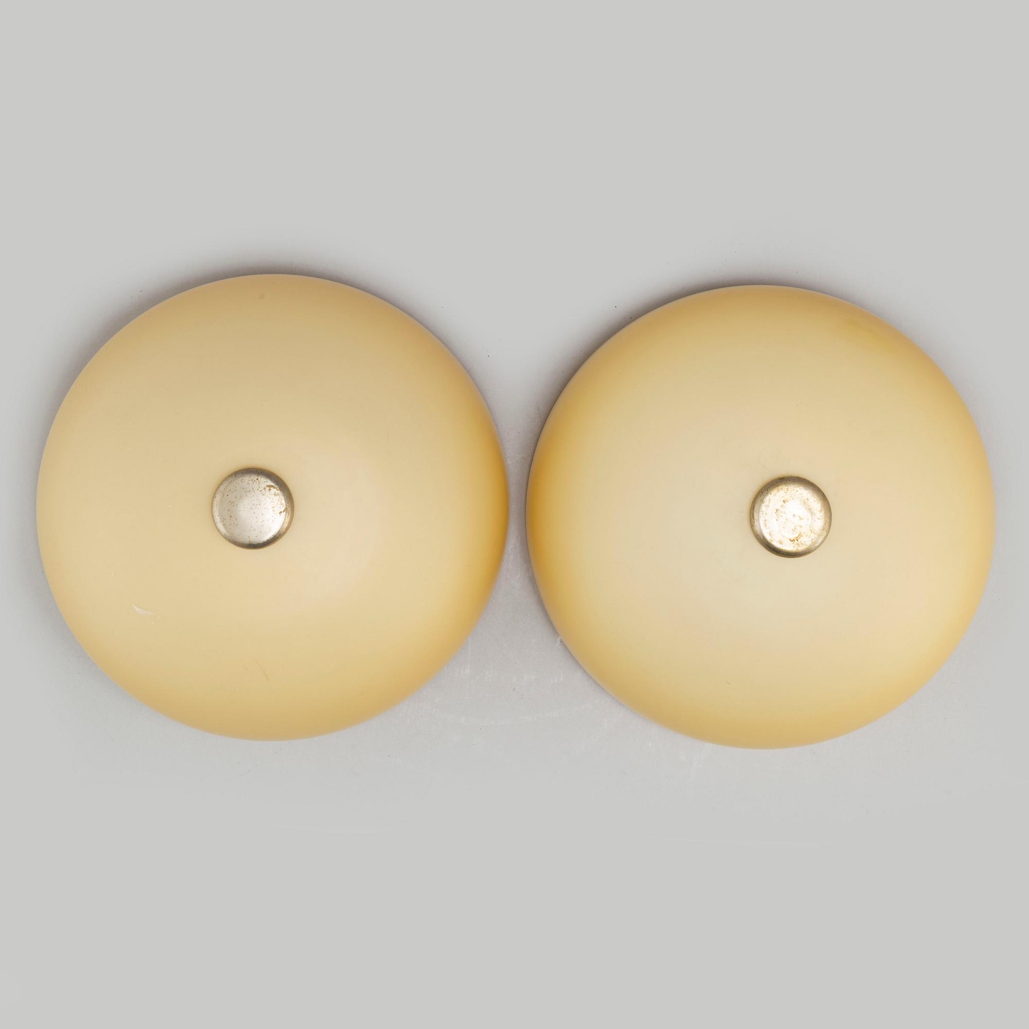 A pair of 1930s wall-lights.