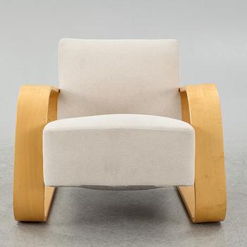 Alvar Aalto, a 'Tank' armchair model 400, Artek, Finland.