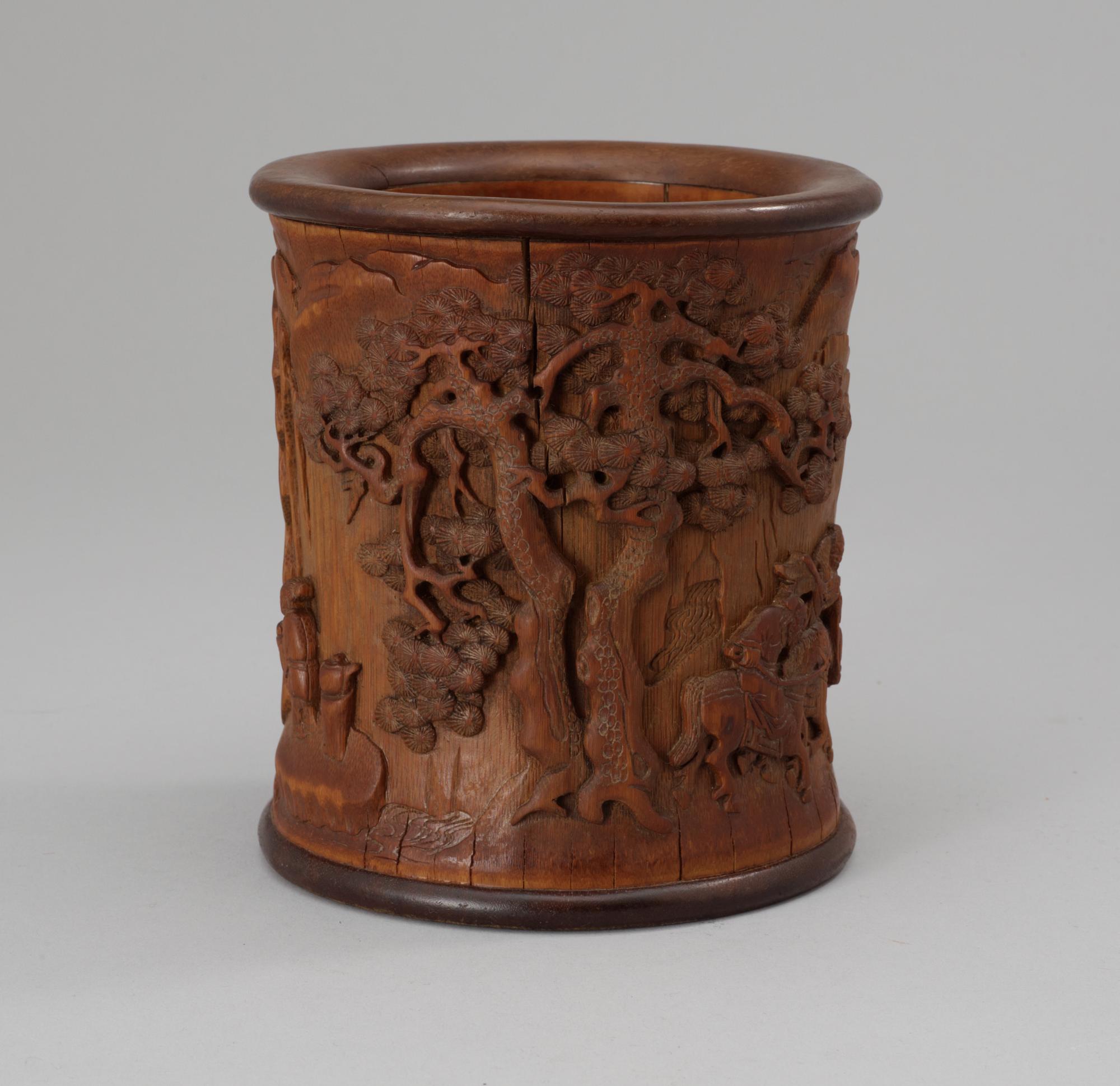 A bambu brush pot, Qing dynasty.