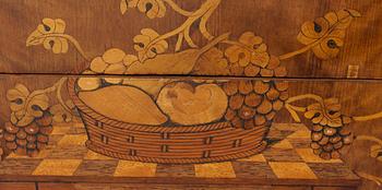 A Gustavian commode.