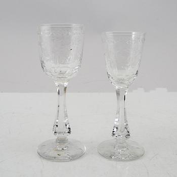 Fritz Kallenberg service 71 pieces "MacGuirlang" and "Vincent" Kosta mid-20th century.