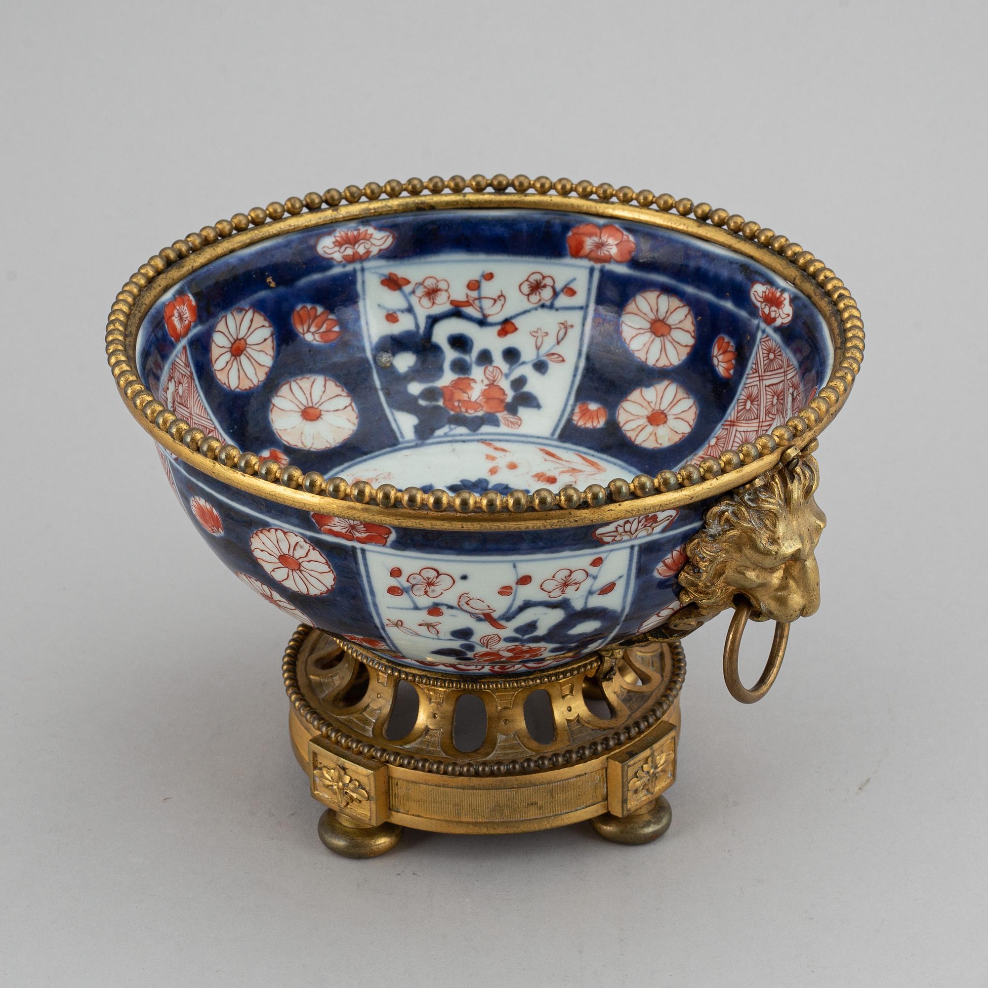 A Japanese imari bowl, with  European bronze mount, 19th century.
