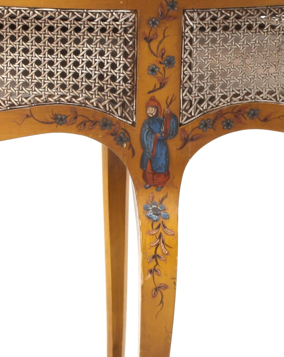 SALONGSBORD, Louis XV-stil, Lysberg & Hansen, 1900-talets första hälft.