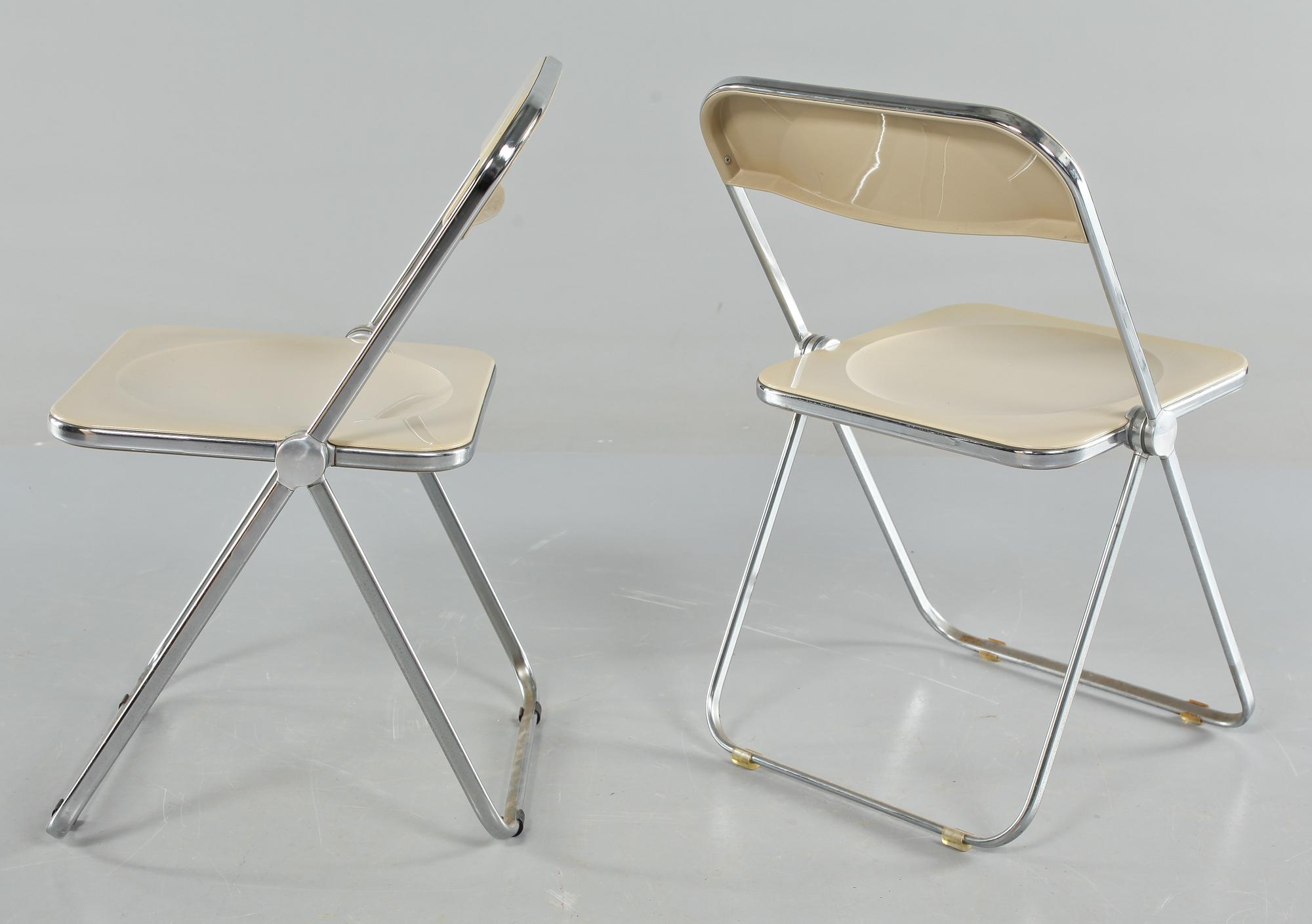 FÄLLSTOLAR, ett par, Giancarlo Piretti, Castelli, Italien, 1900-talets andra hälft.