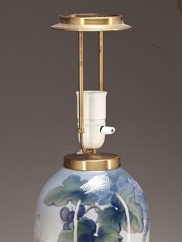 BORDSLAMPA, porslin, Bing & Gröndahl, Danmark, 1900-tal.